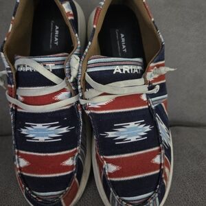 Gentley used Ariat boat shoes size 8